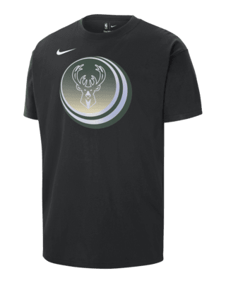 Milwaukee Bucks Essential Men's Nike NBA T-Shirt. Nike.com